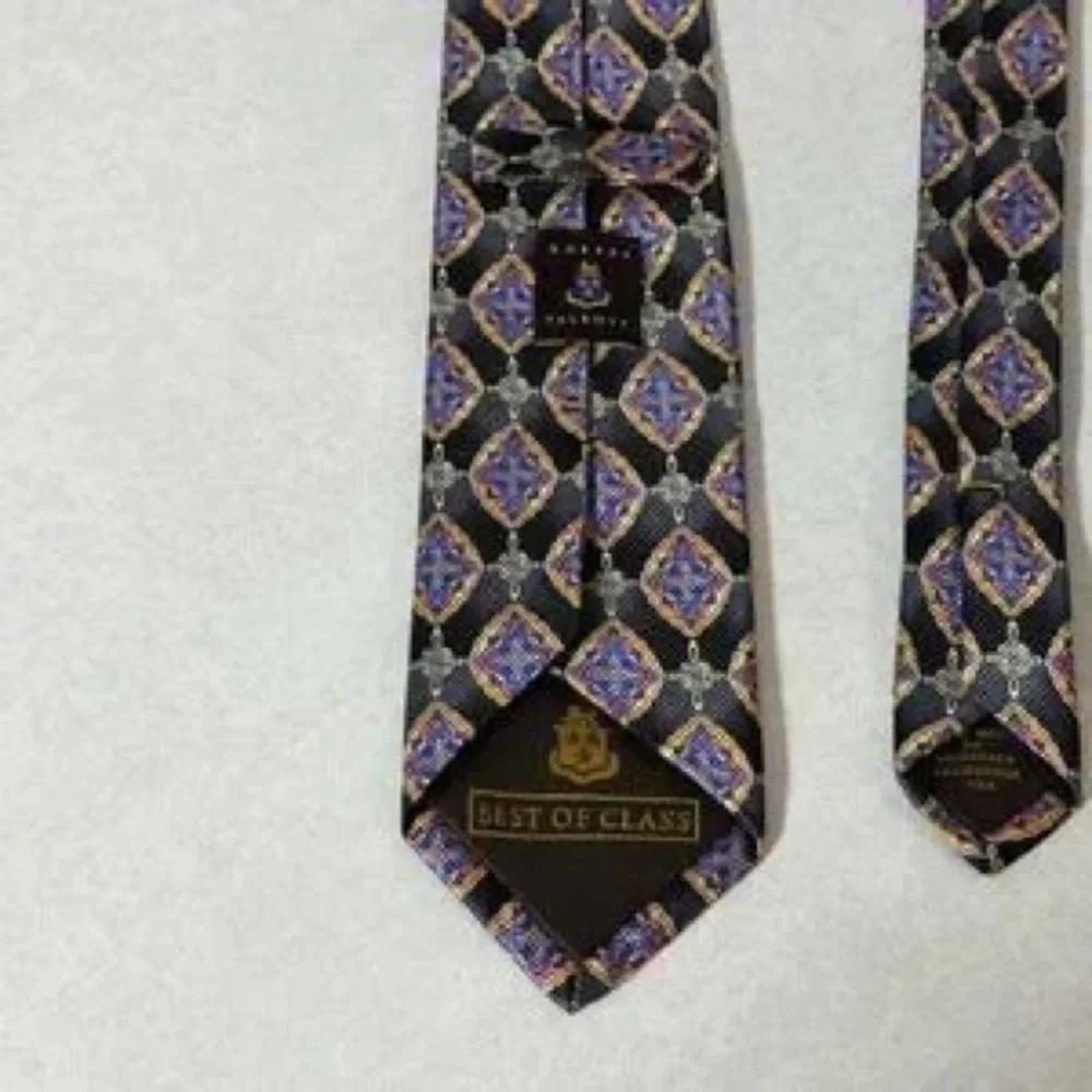 Black Silk Geometric Purple Medallion Men's Tie